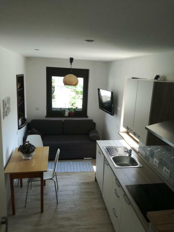 Apartma Irena Volce Eksteriør bilde