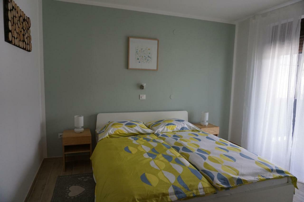 Apartma Irena Volce Eksteriør bilde